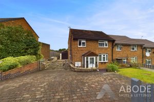 Dunedin Crescent, Winshill, Burton Upon Trent,