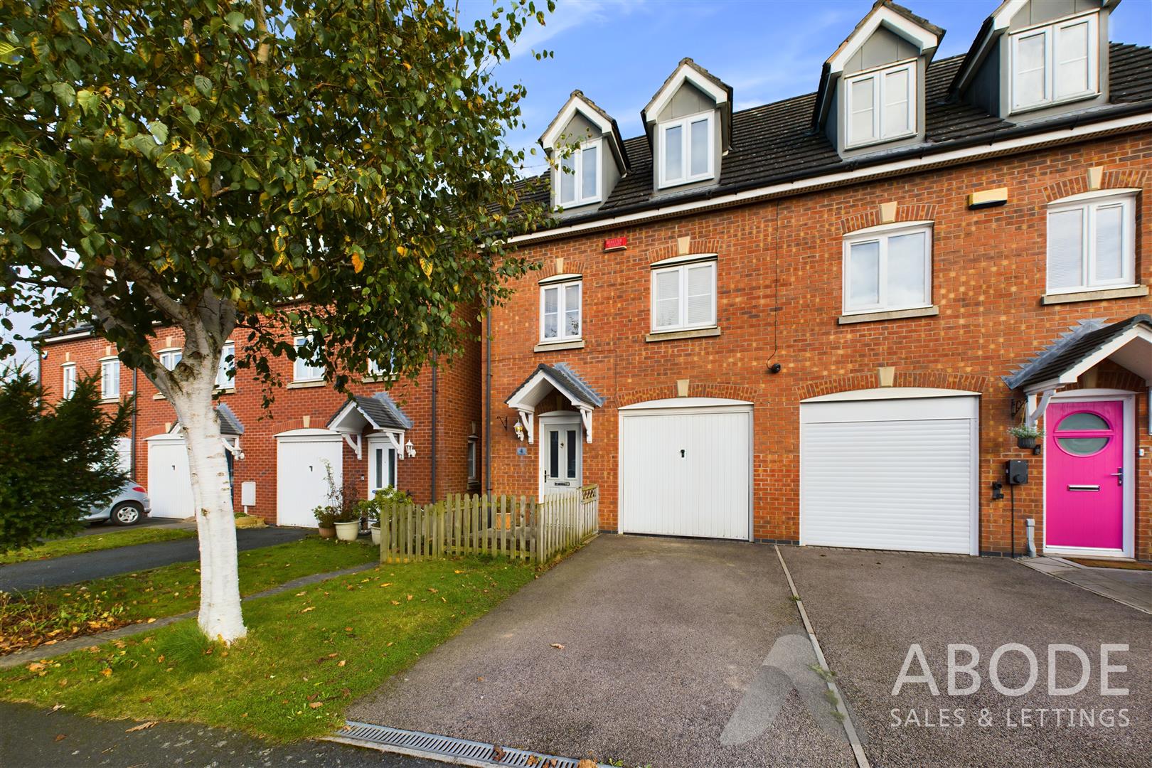 Woodland Drive, Rocester, Uttoxeter ST14 5LY