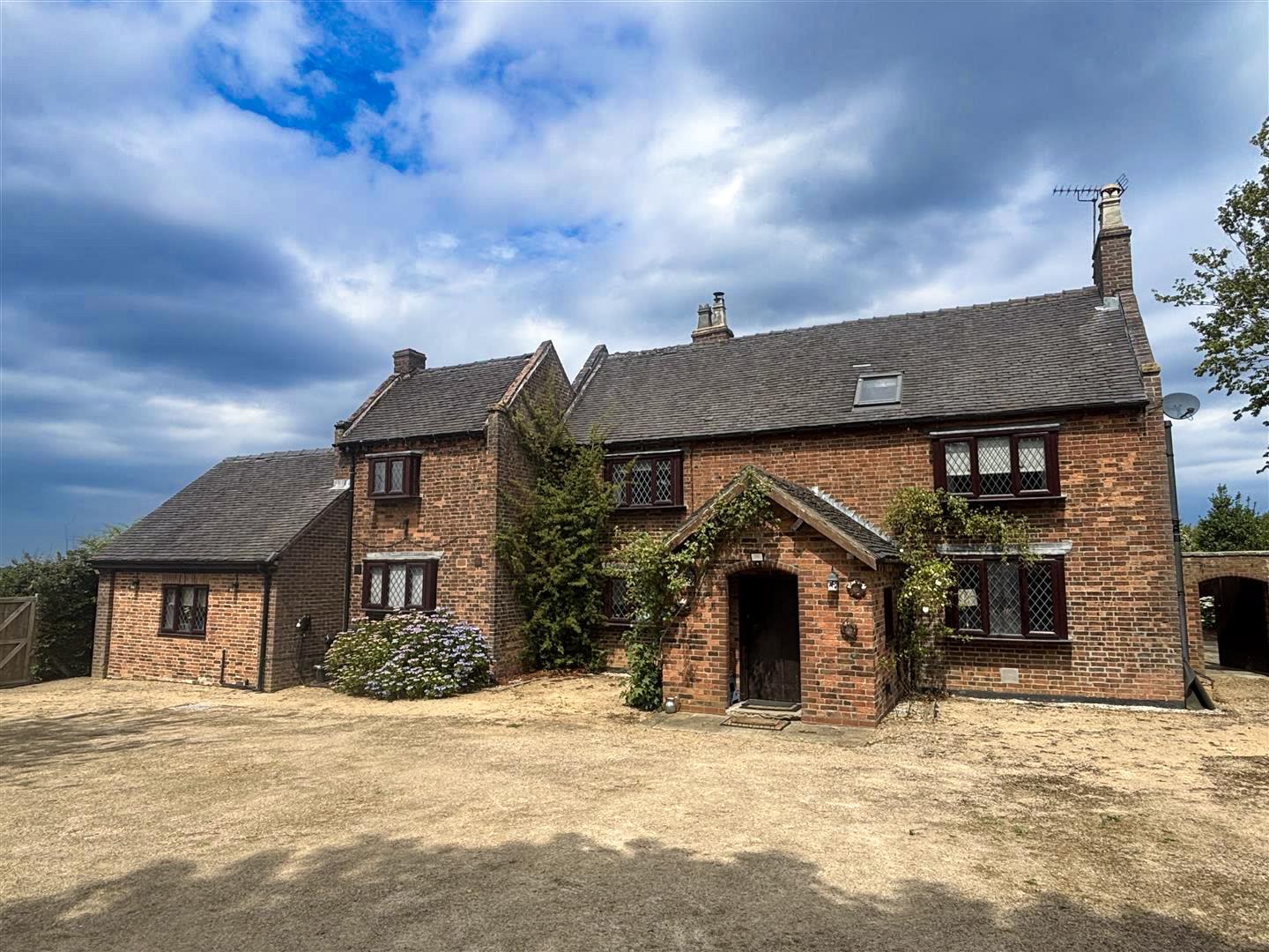 Greysich Lane, Bretby, Burton On Trent