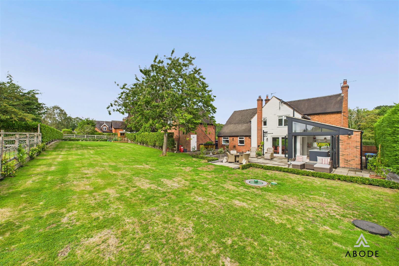 Main Street, Longford, Ashbourne