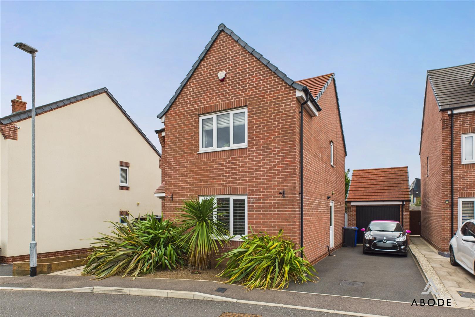 Mewis Close, Burton-On-Trent