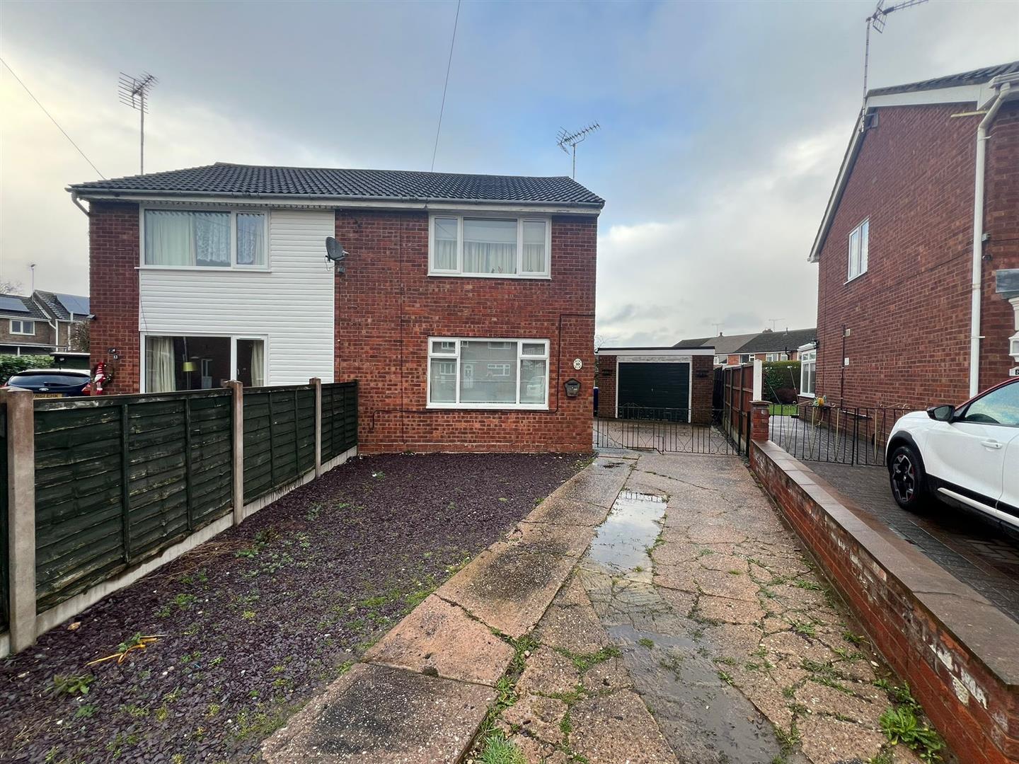 Cedar Close, Uttoxeter ST14 7NP