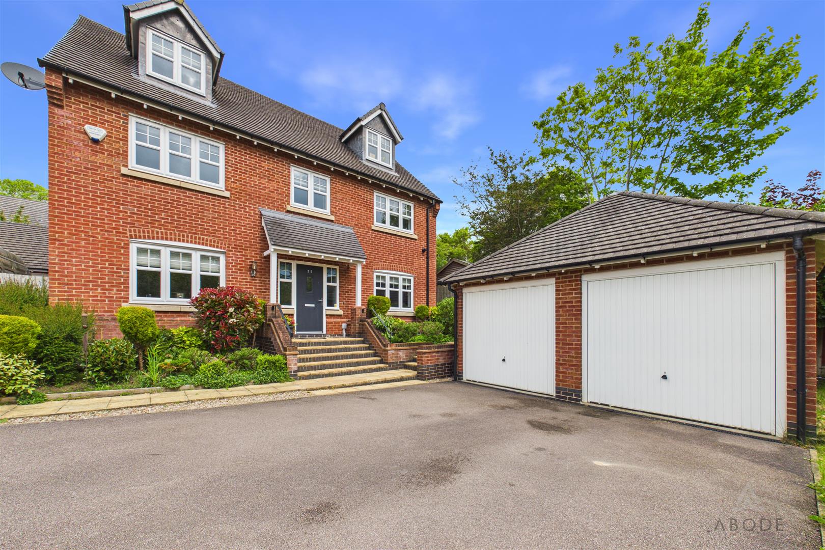 Tutbury Hollow, Ashbourne, Derbyshire