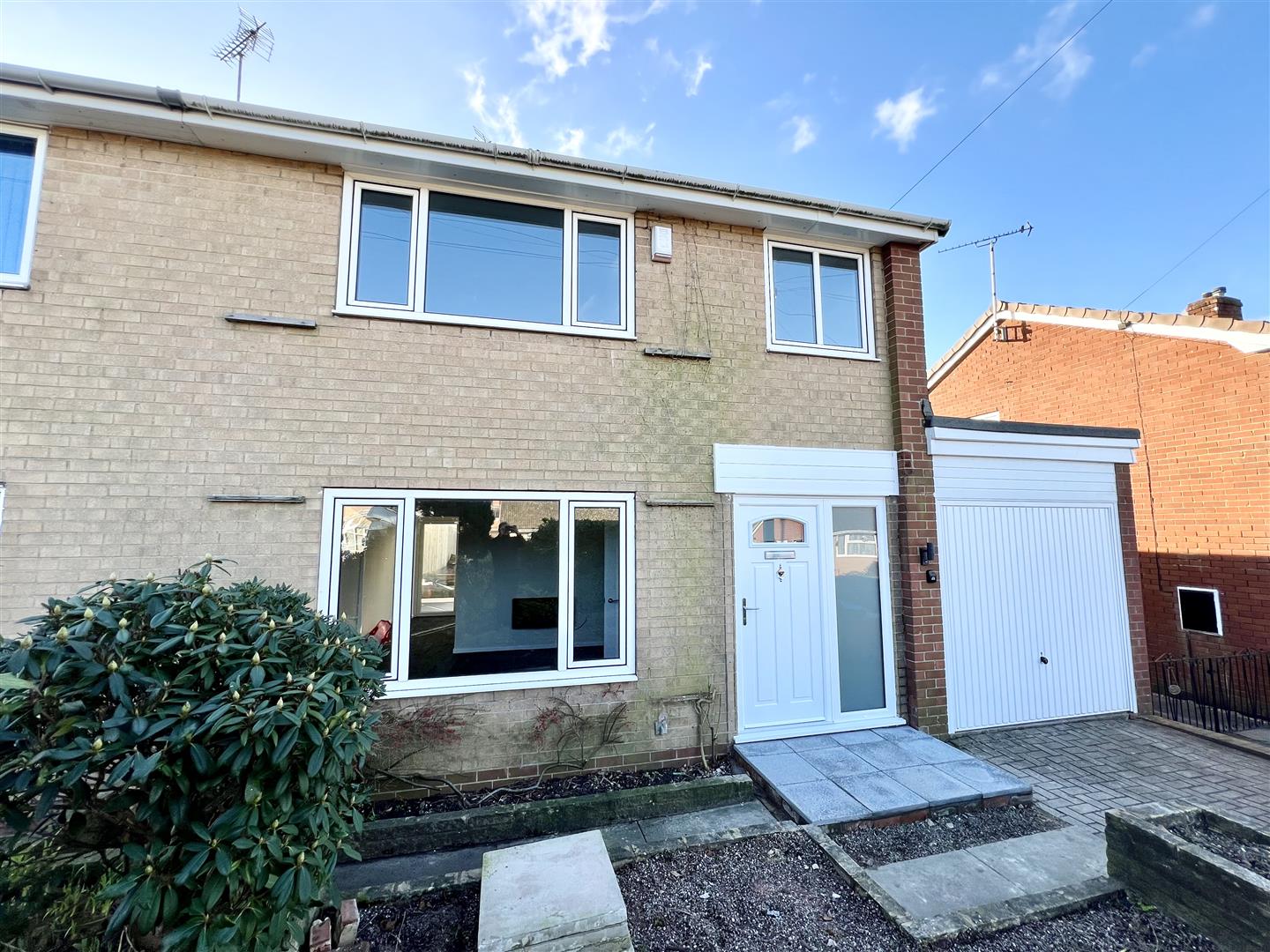 Derwent Drive, Cheadle, Stoke-On-Trent ST10 1QN