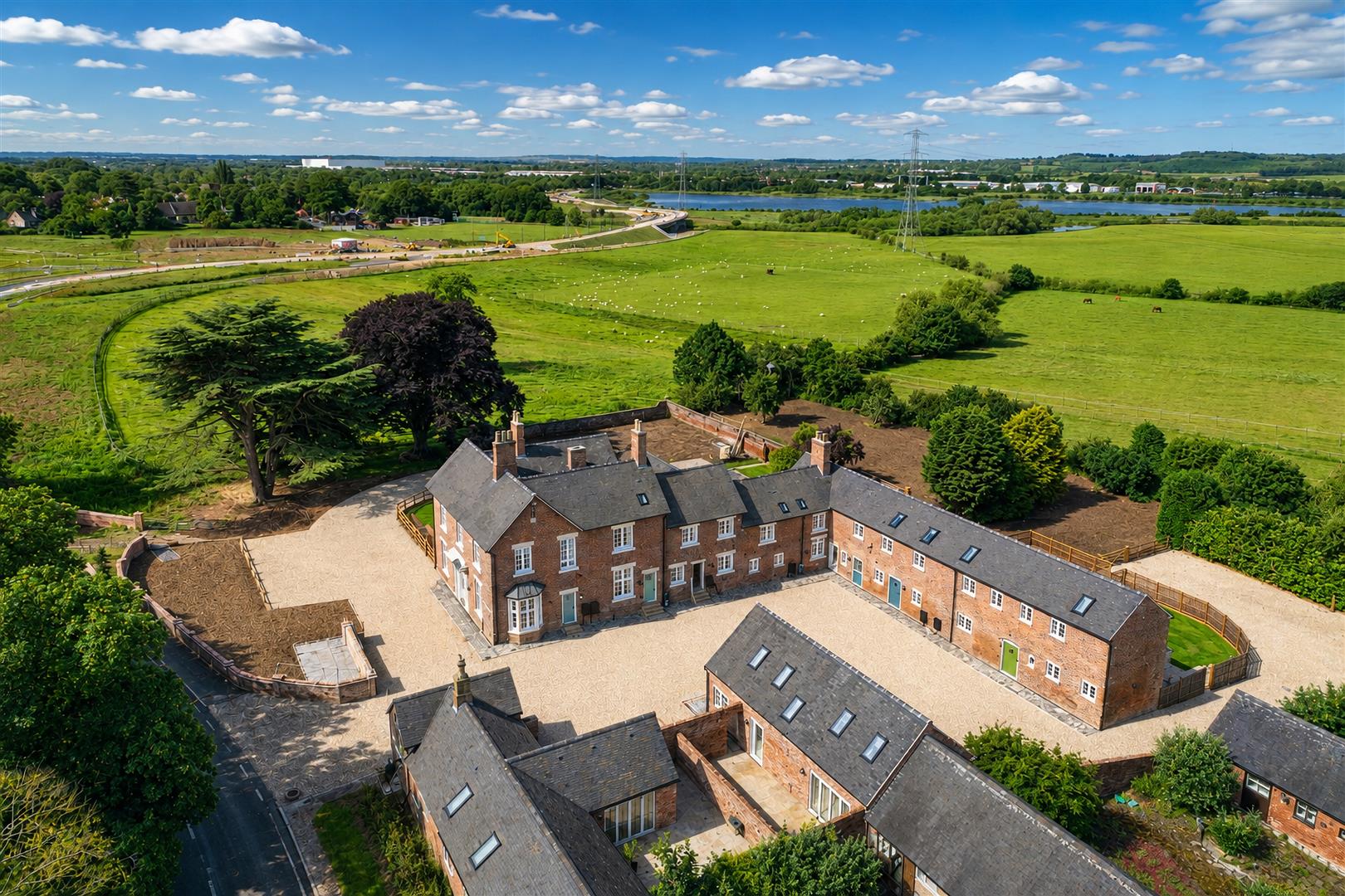 Manor Farm Development, Drakelow Road, Walton-On-Trent,