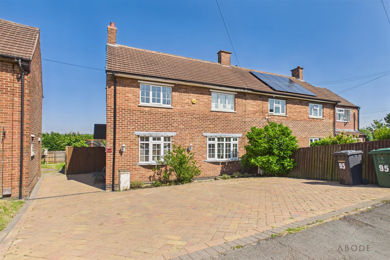 Salisbury Drive, Midway, Swadlincote