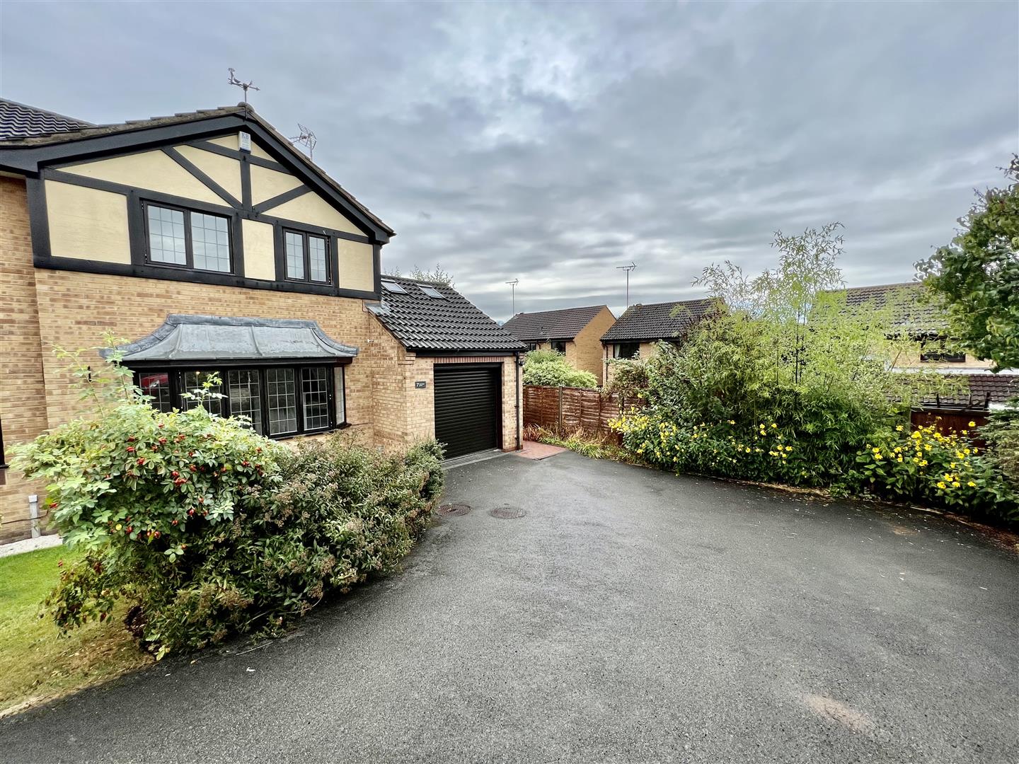 Sandpiper Drive, Uttoxeter, Staffordshire ST14 8TA