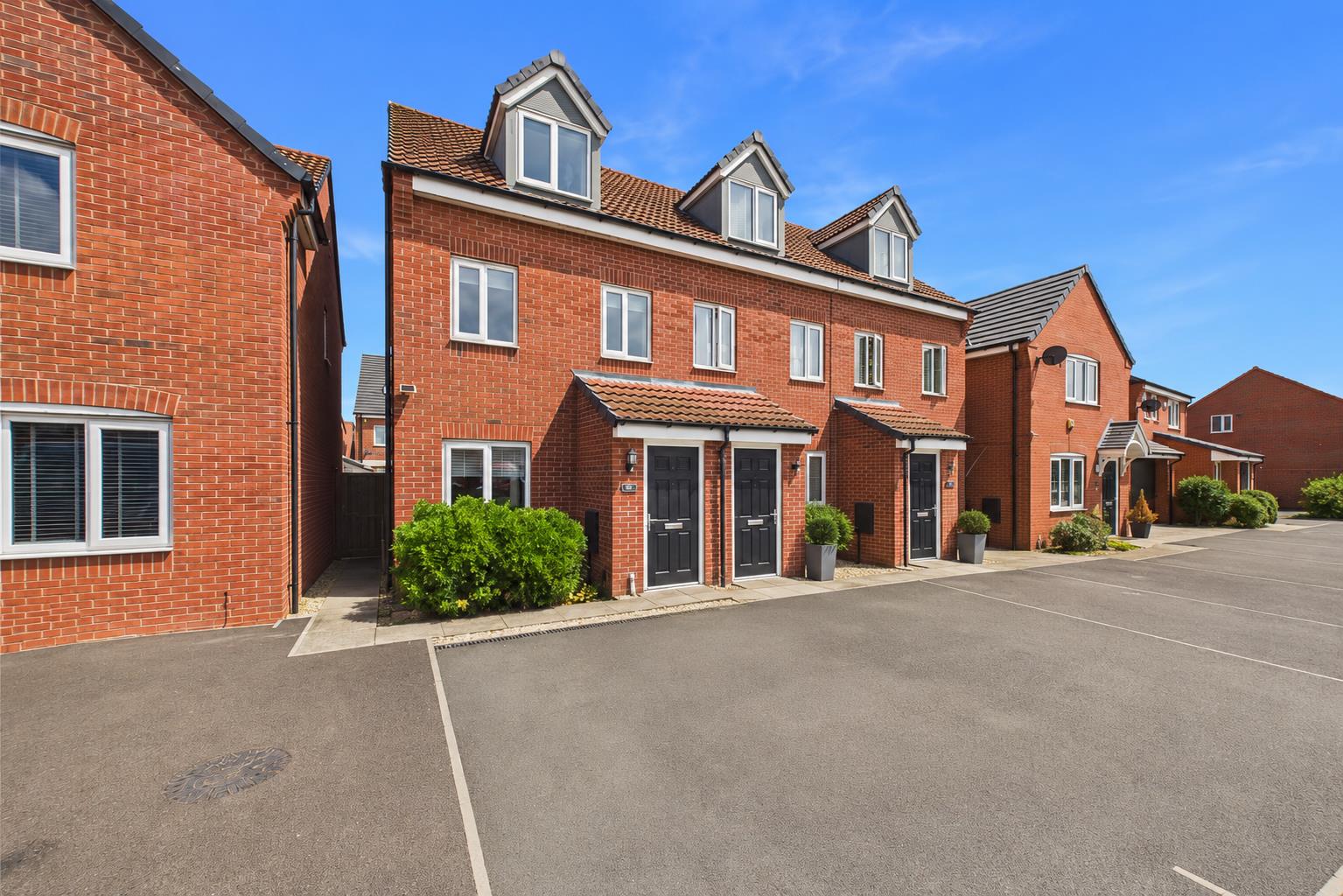 Upton Drive, Stretton