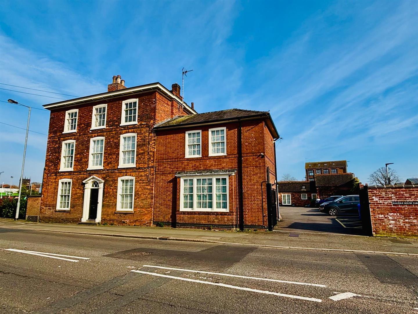 Lichfield Street, Burton Upon Trent