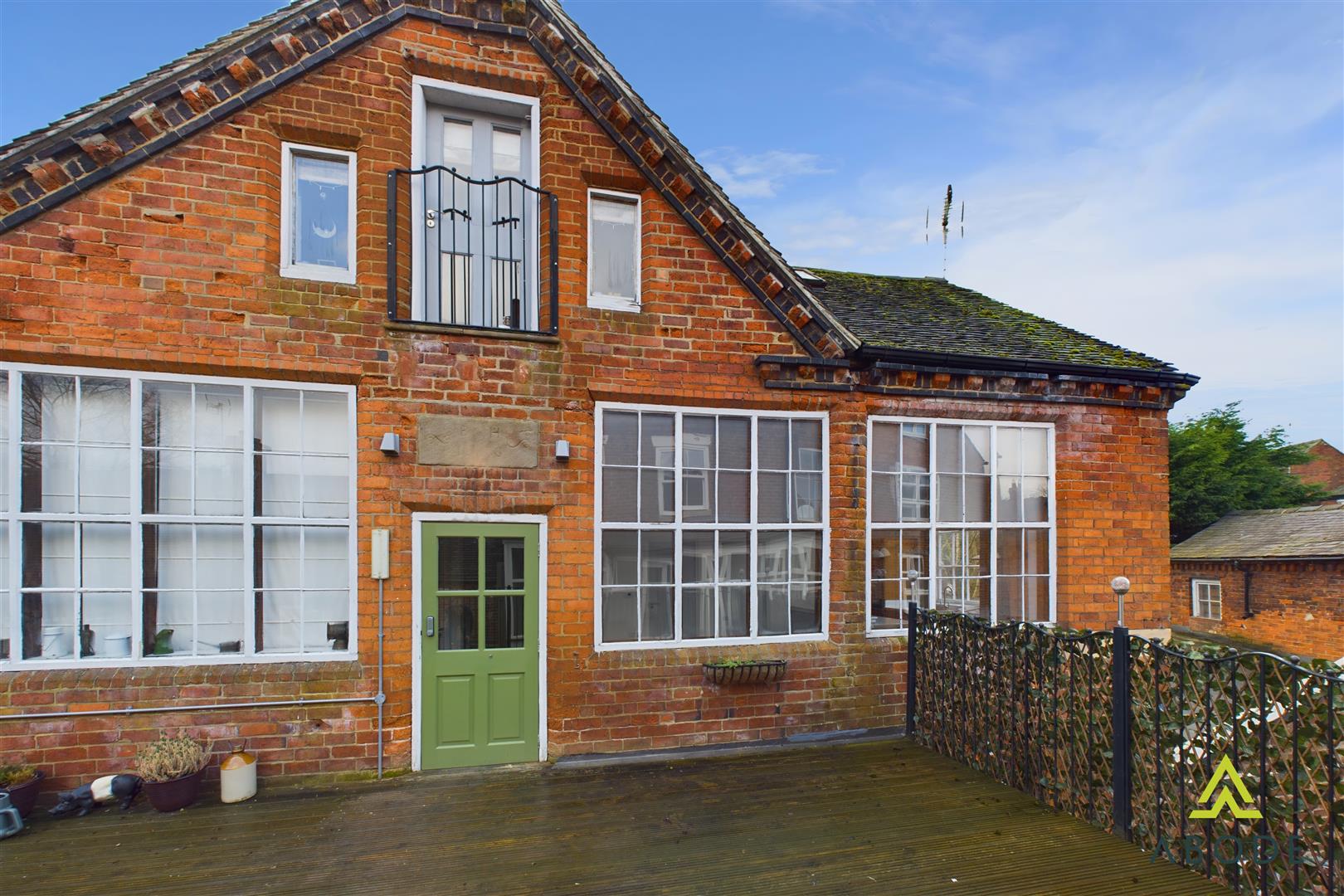 Lower High Street, Tutbury, Burton-On-Trent DE13 9LU