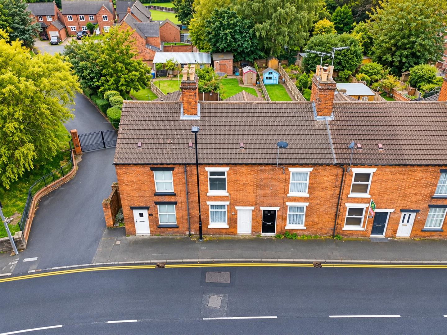 Bridge Street, Tutbury, Burton-On-Trent DE13 9LZ