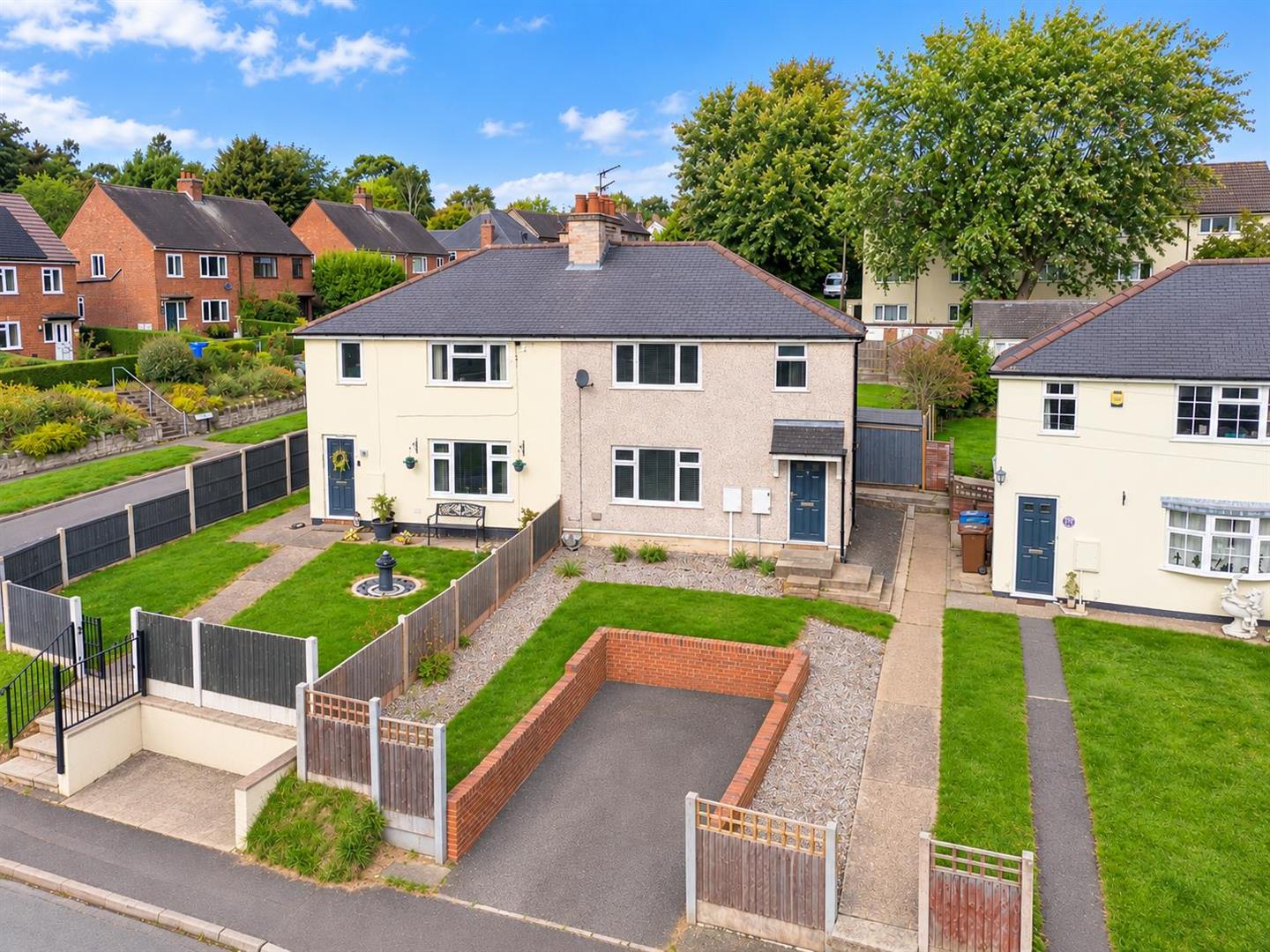 Ashlea Drive, Mayfield, Derbyshire