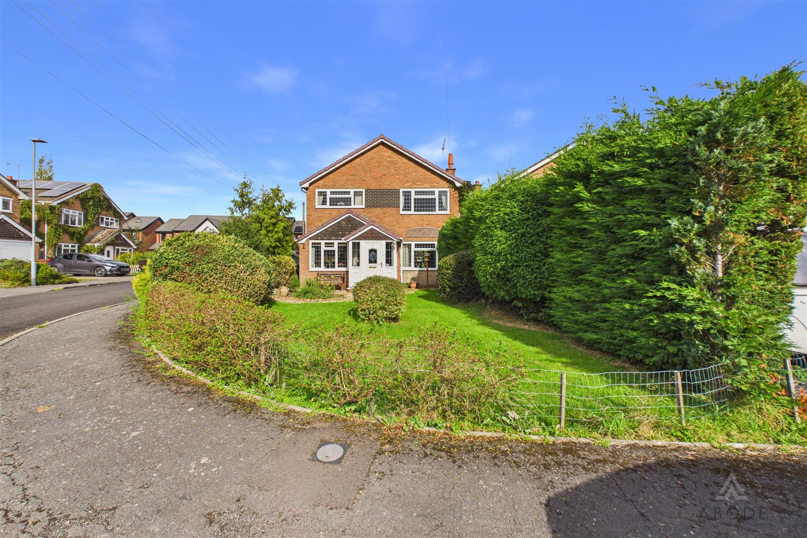 Oakfields, Hanbury, Burton-On-Trent