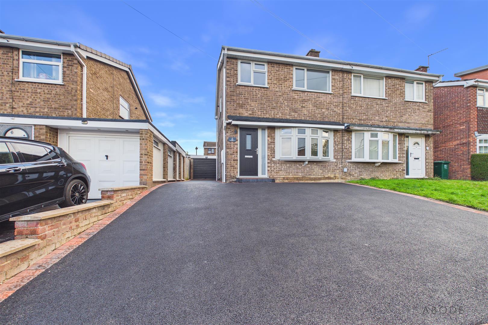 Randall Drive, Swadlincote, DE11 0BL